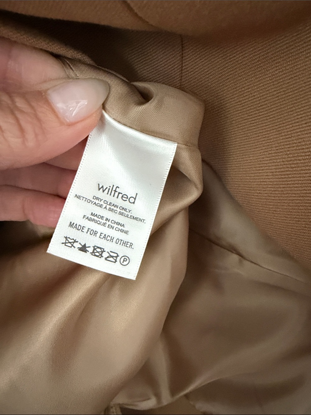 WILFRED Double Breasted Blazer Margaux Blazer Size 4 Classic Camel Color ARITZIA - Picture 3 of 6